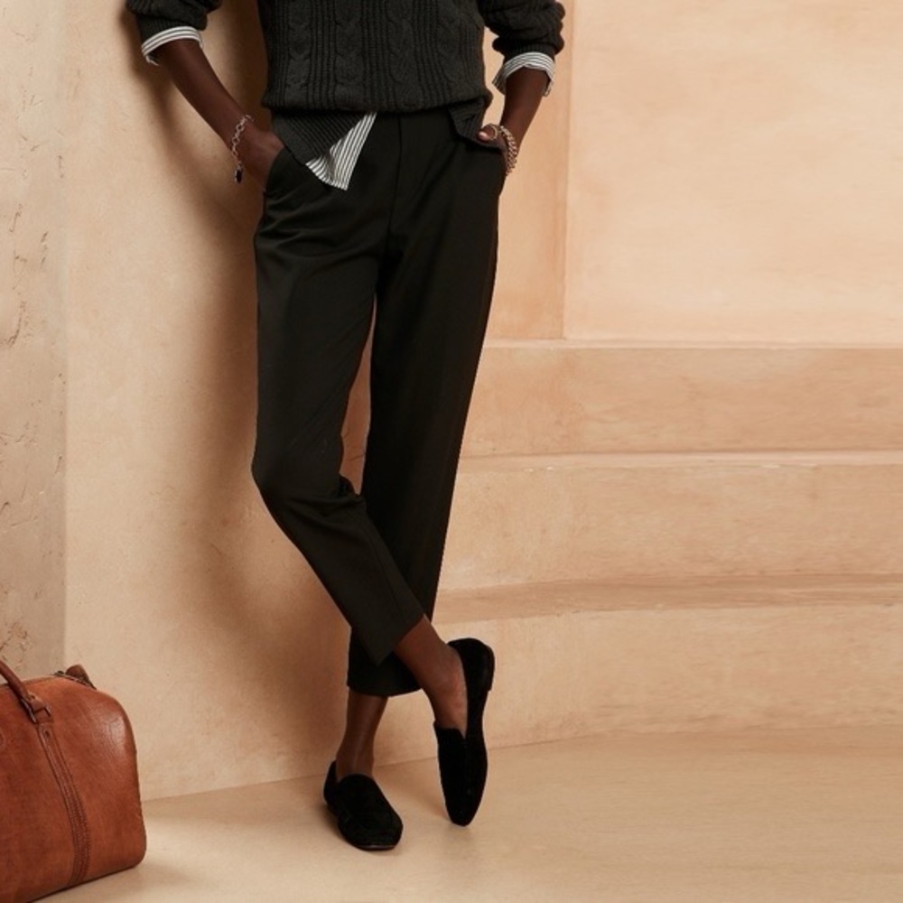 NWT Banana Republic Factory Hayden Taper Pant in Black, Size 18